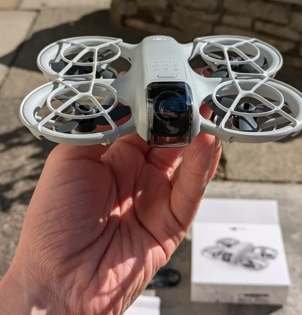 DJI Neo flying low-level
