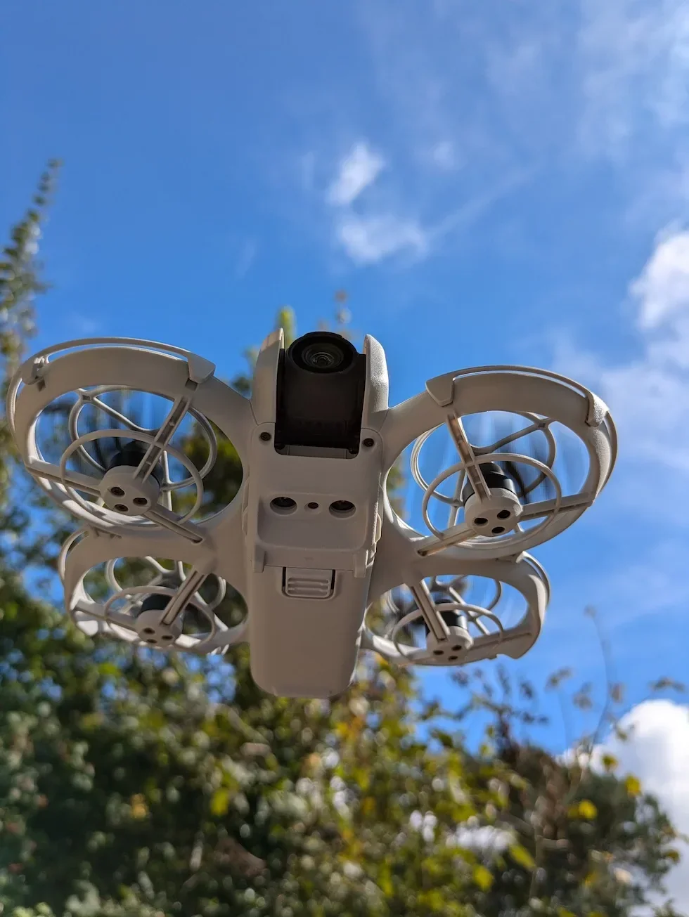 DJI Neo framed in the sky